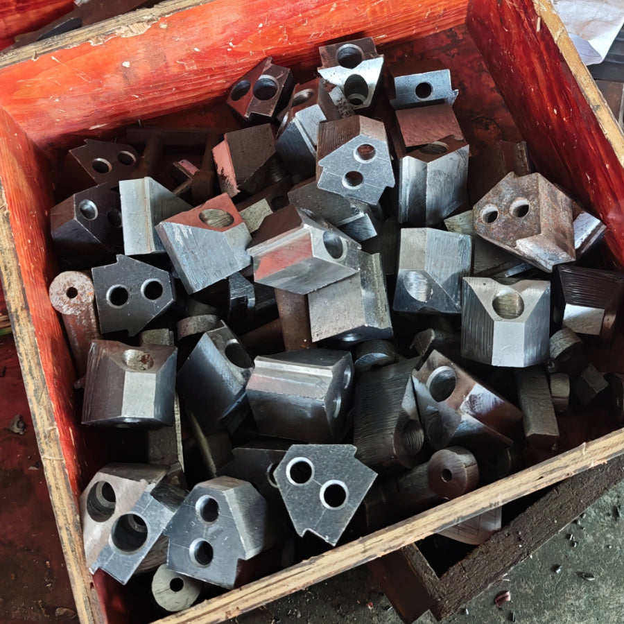 Hammer Head